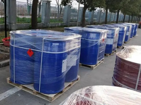 Quelles sont les applications spécifiques du triméthyl orthoformat?